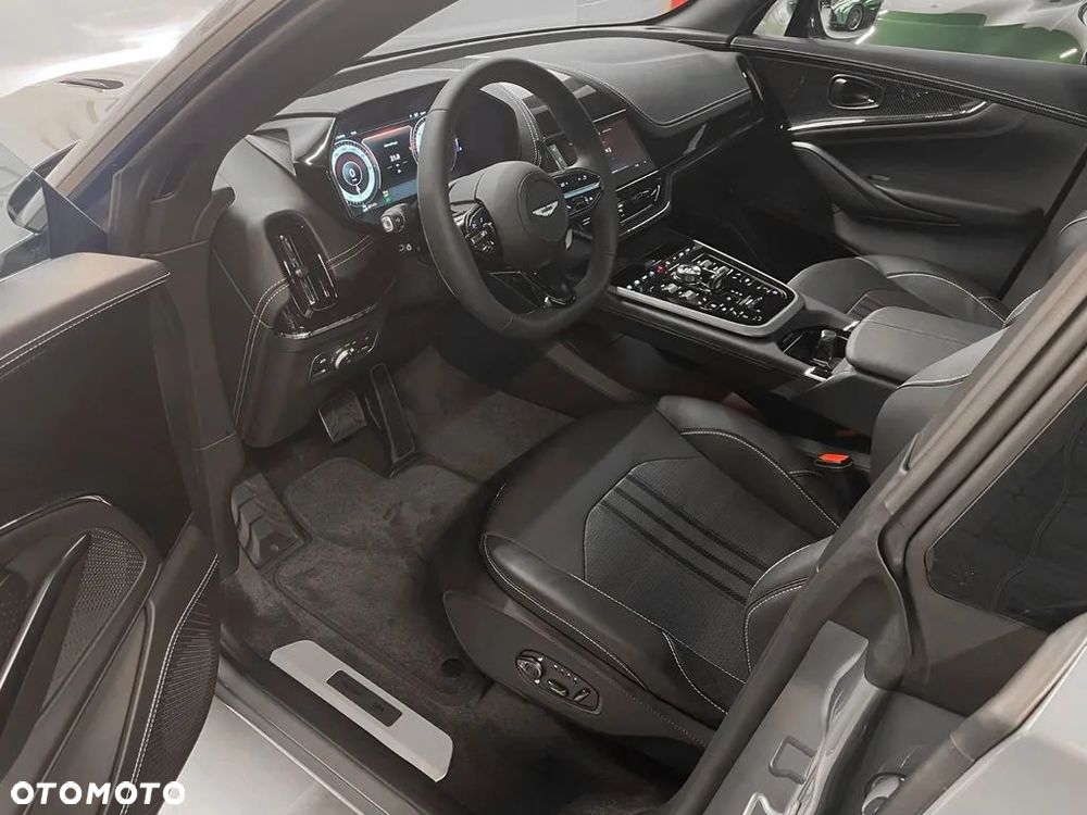 Aston Martin DBX707 - 13