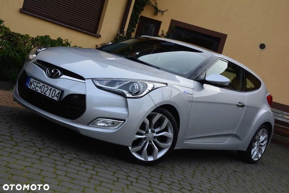 Hyundai Veloster 1.6 GDI Premium - 20
