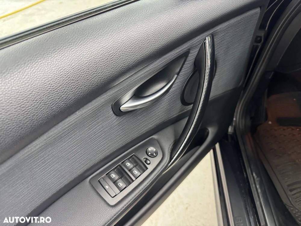 BMW Seria 1 120d DPF Aut. - 22