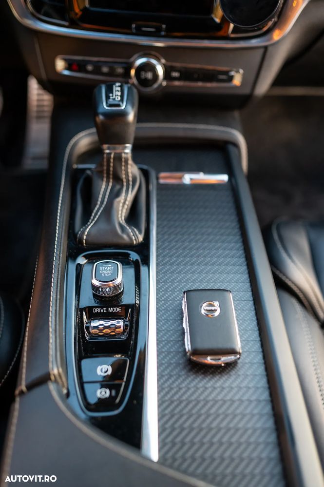 Volvo S90 D5 AWD R-Design - 16
