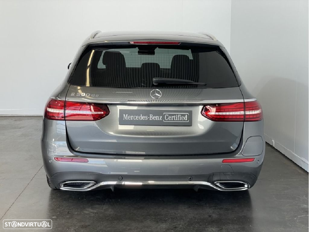 Mercedes-Benz E 300 - 3