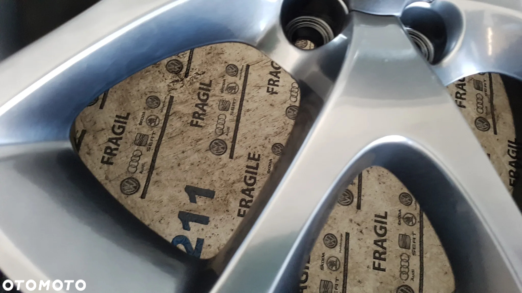 FELGI ALU ORYGINAŁ  OPEL CORSA ADAM 5X110 OPC 7,5jx18 ET47 - 11