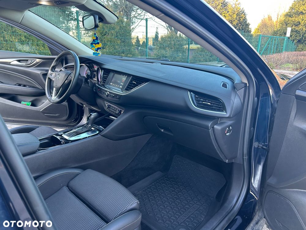Opel Insignia 1.5 T Innovation S&S - 12