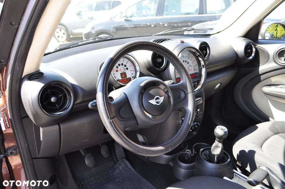 MINI Countryman One - 17