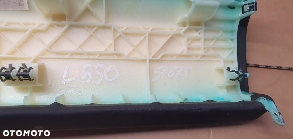 Osłona obudowa deski konsoli Land Rover Discovery Sport L550 - 12