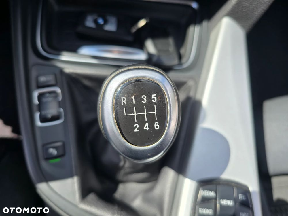 BMW Seria 3 - 30