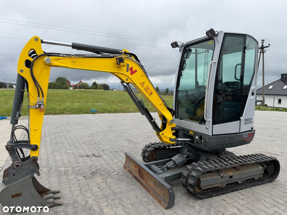 Wacker Neuson EZ26 - 12