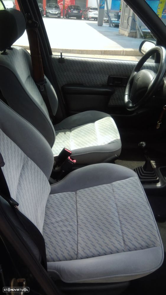 Peugeot 106 - 10