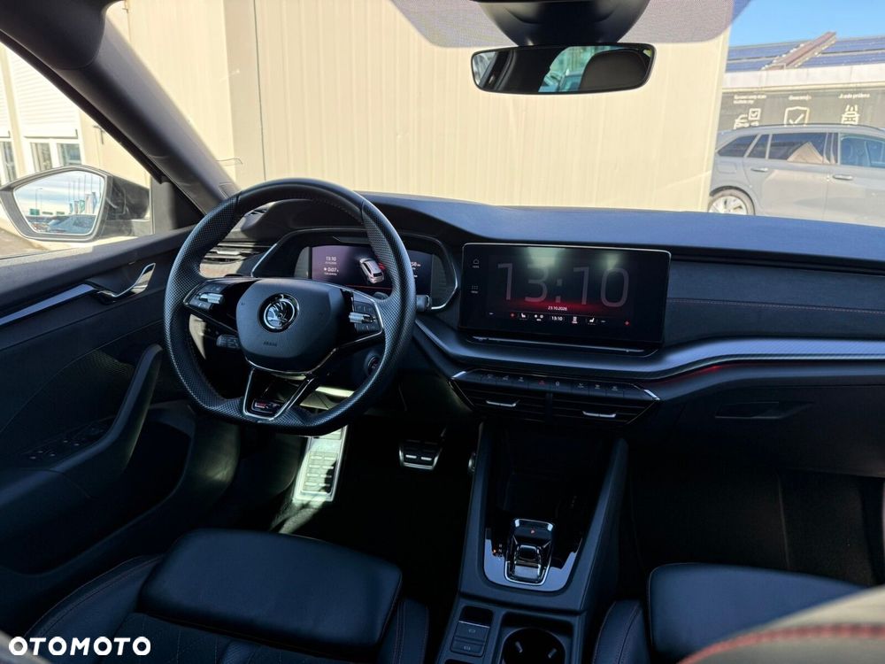 Skoda Octavia 2.0 TSI RS DSG - 32