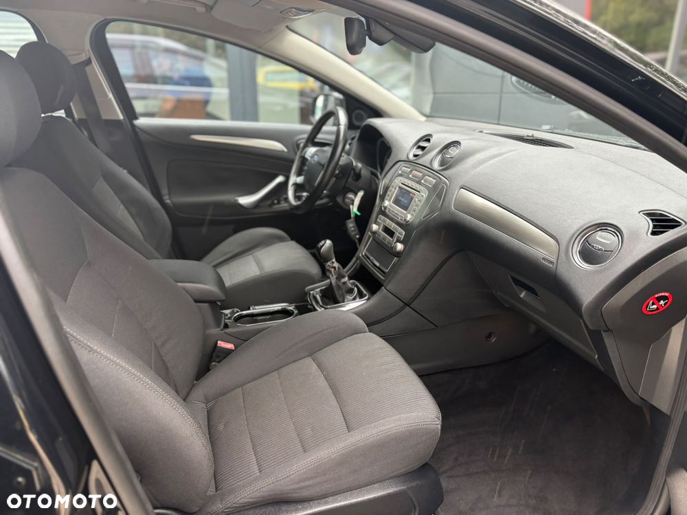 Ford Mondeo - 13