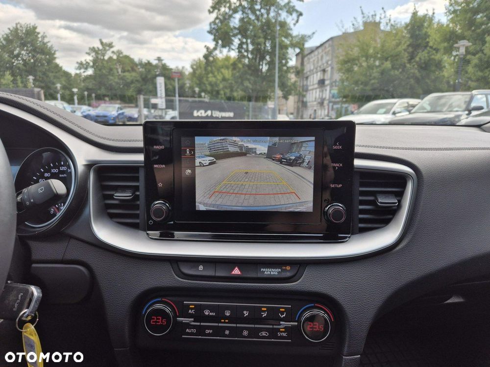 Kia XCeed - 19