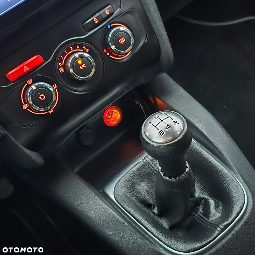 Citroën C4 VTi 120 Exclusive - 27