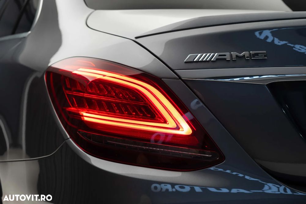 Mercedes-Benz C 63 AMG S AMG Speedshift MCT 9G - 16