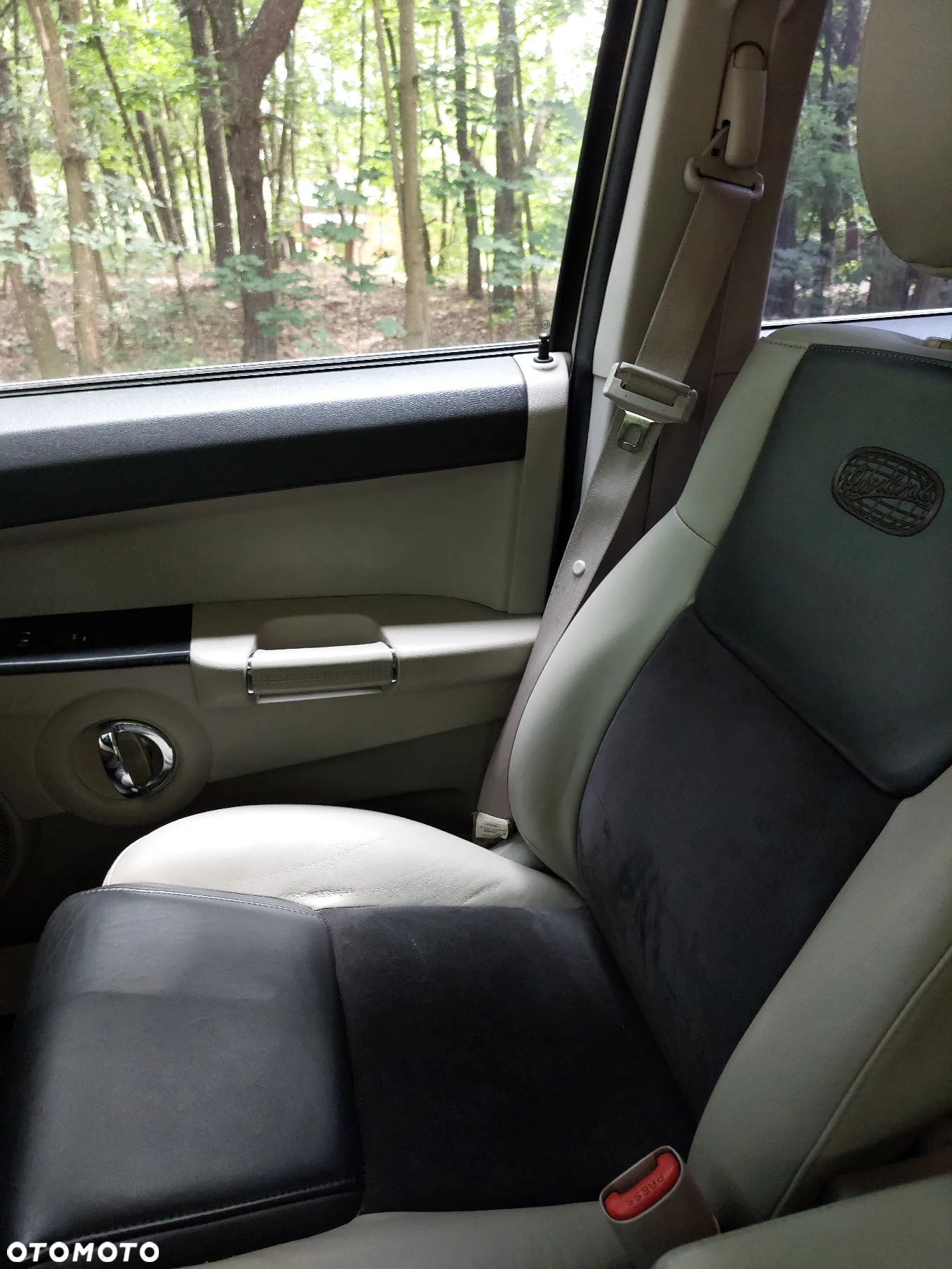 Jeep Commander 3.0 CRD Overland - 10