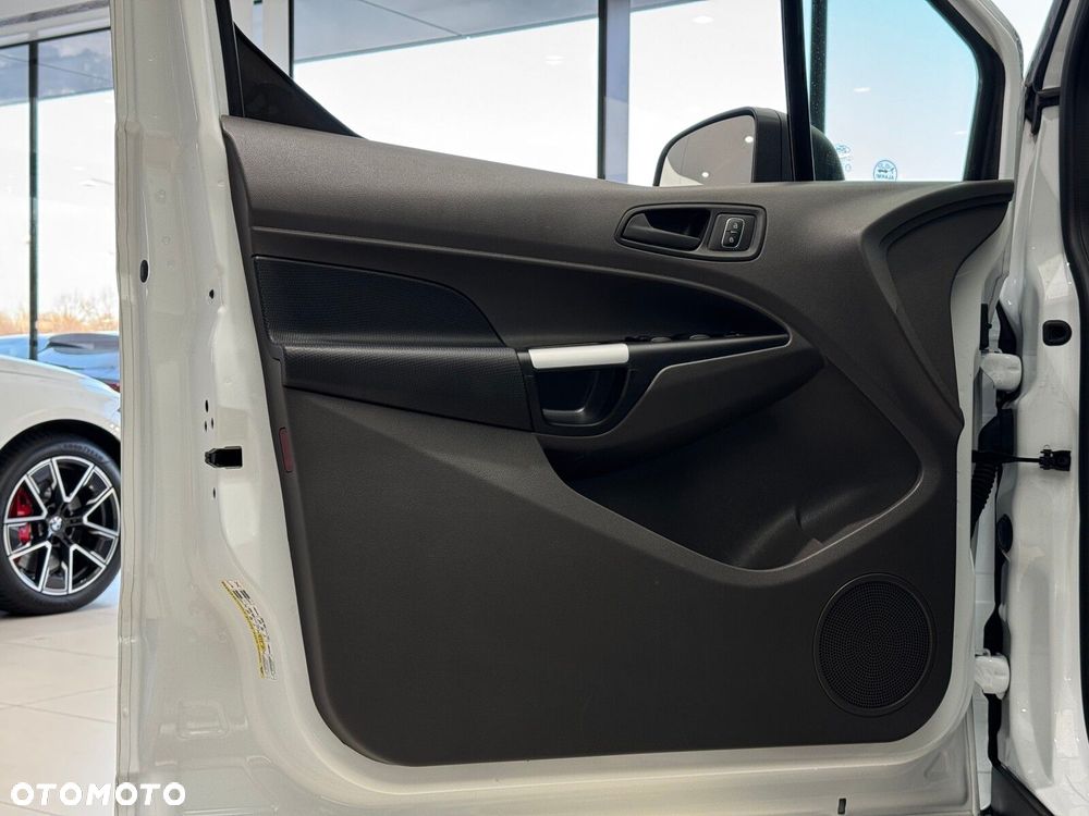 Ford Transit Connect - 12