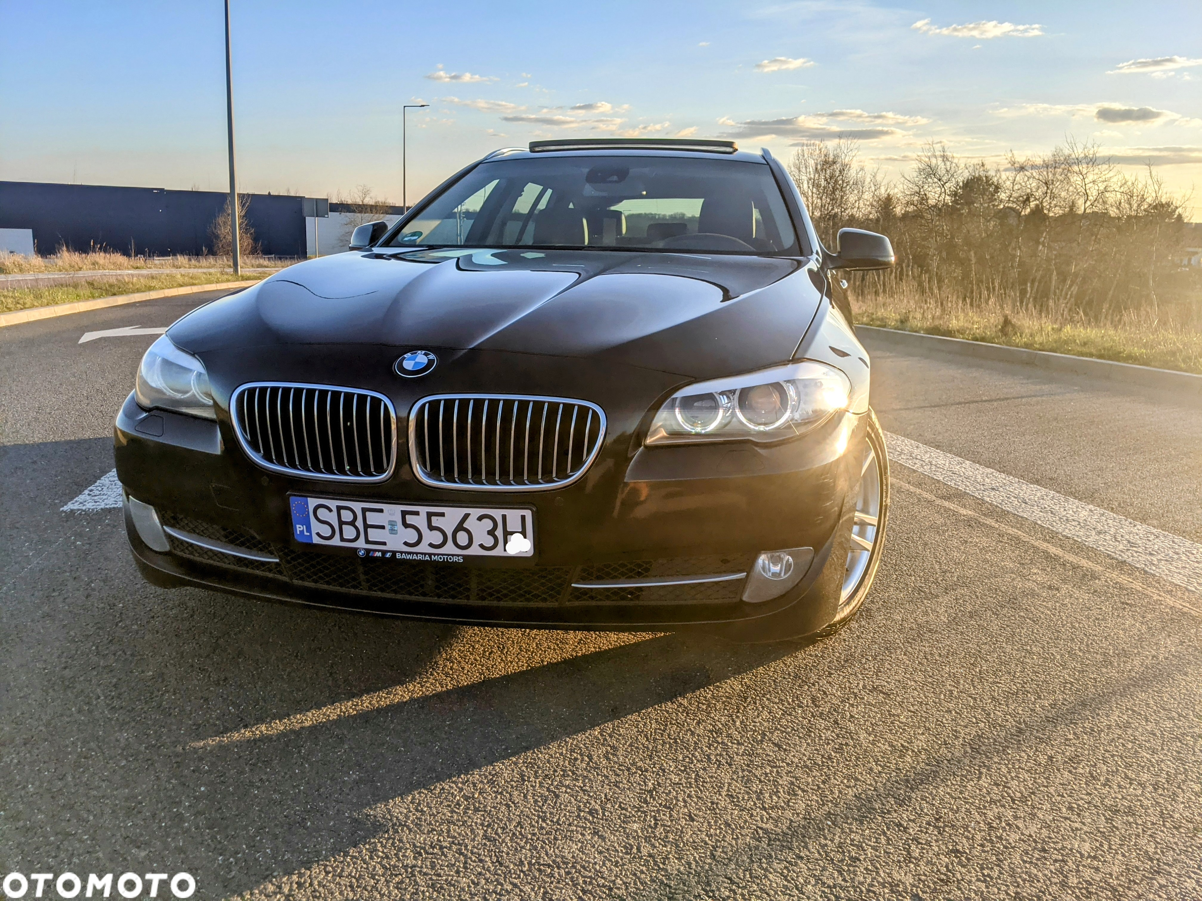 BMW Seria 5 525d xDrive - 15