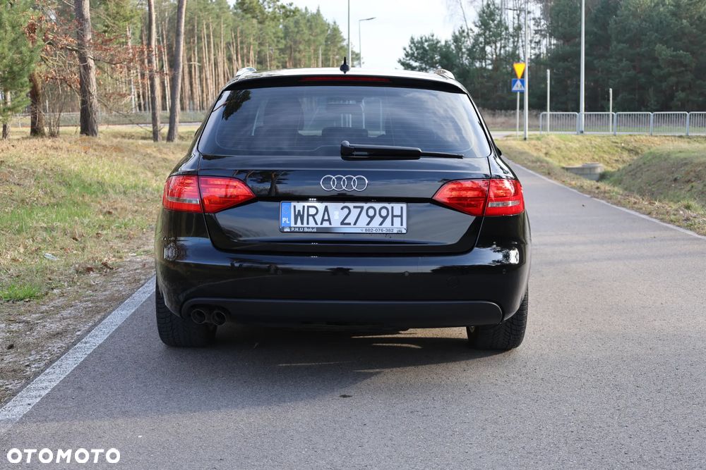 Audi A4 Avant 2.0 TDI DPF - 9
