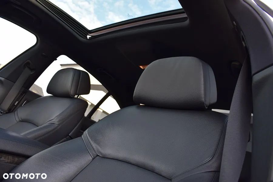 BMW Seria 7 740Li Edition Exclusive - 7