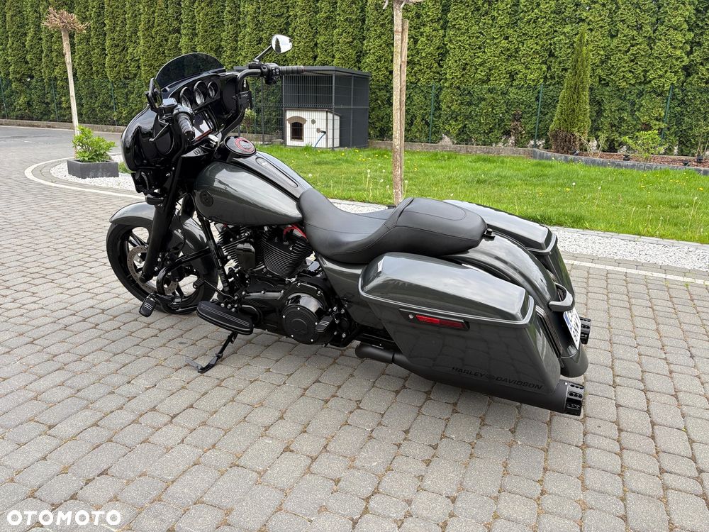 Harley-Davidson Inny - 4