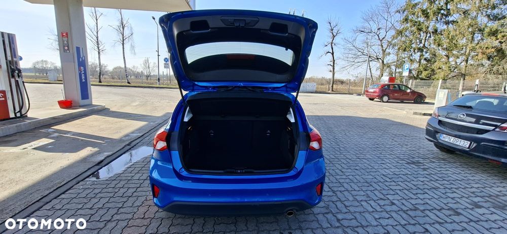 Ford Focus 1.0 EcoBoost Active - 32