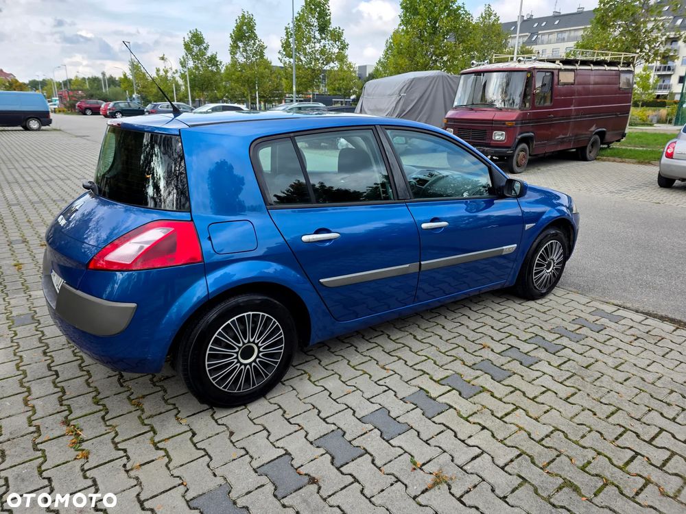 Renault Megane 1.6 16V Authentique - 4