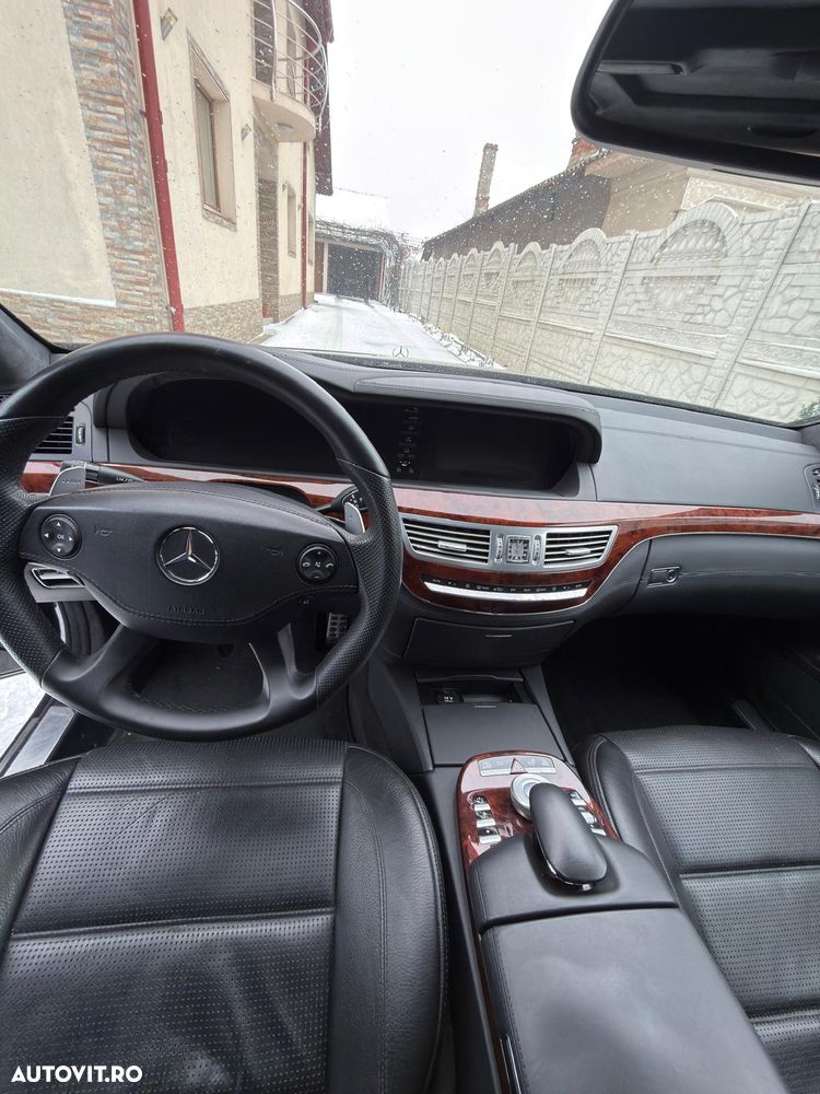 Mercedes-Benz S 63 AMG Long Aut. - 12