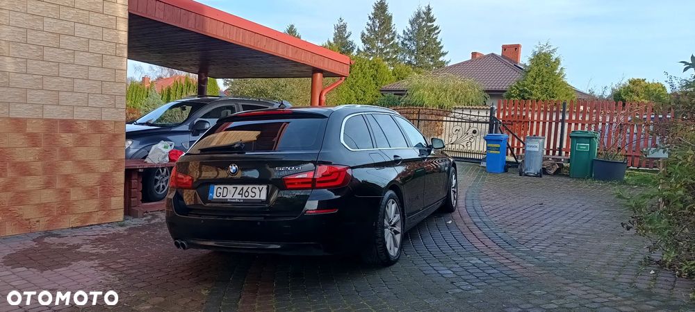 BMW Seria 5 520d - 7
