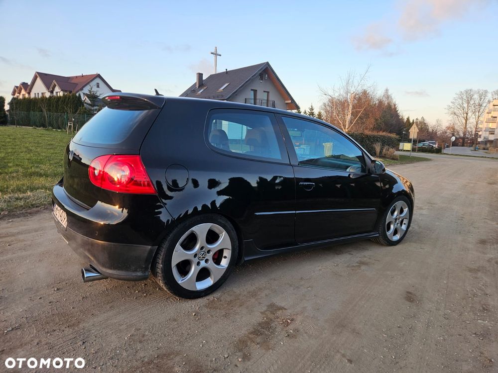 Volkswagen Golf - 3