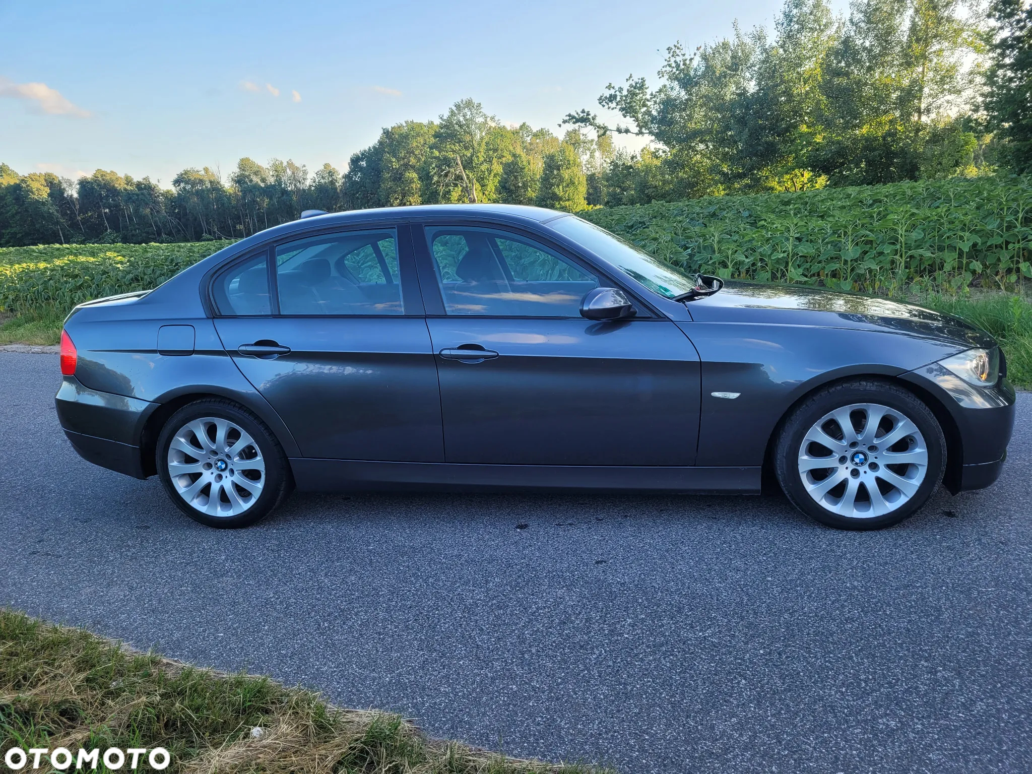 BMW Seria 3 318d - 20