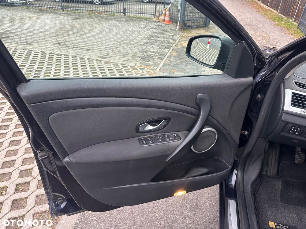 Renault Megane - 24