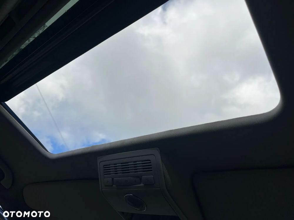Volkswagen Transporter - 21