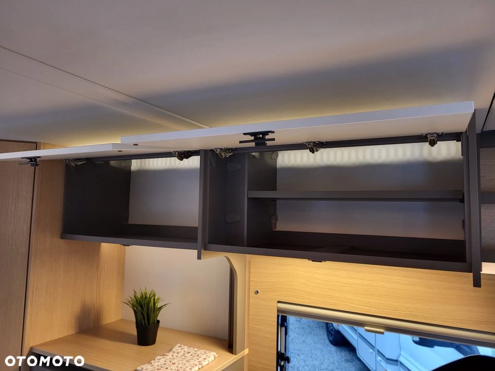 LMC Tourer Lift H634 - 4 osobowy / Ford Transit - 23