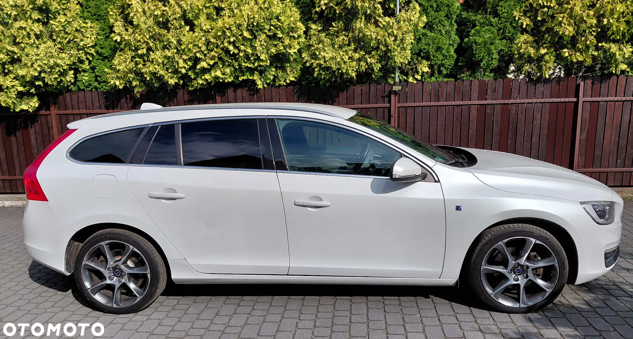 Volvo V60 D4 Drive-E Ocean Race - 4