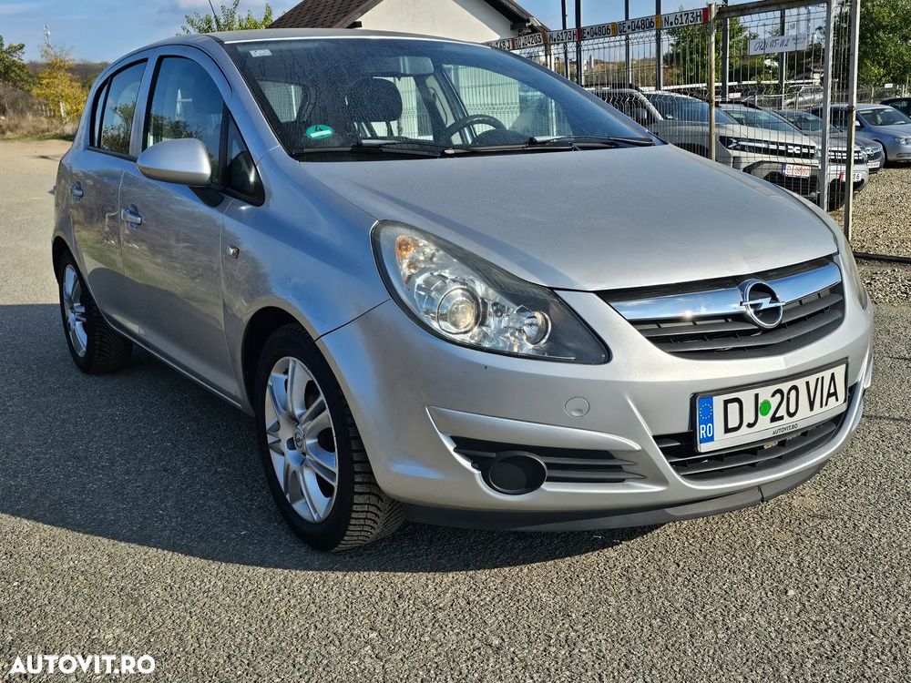 Opel Corsa 1.2i Cosmo - 22