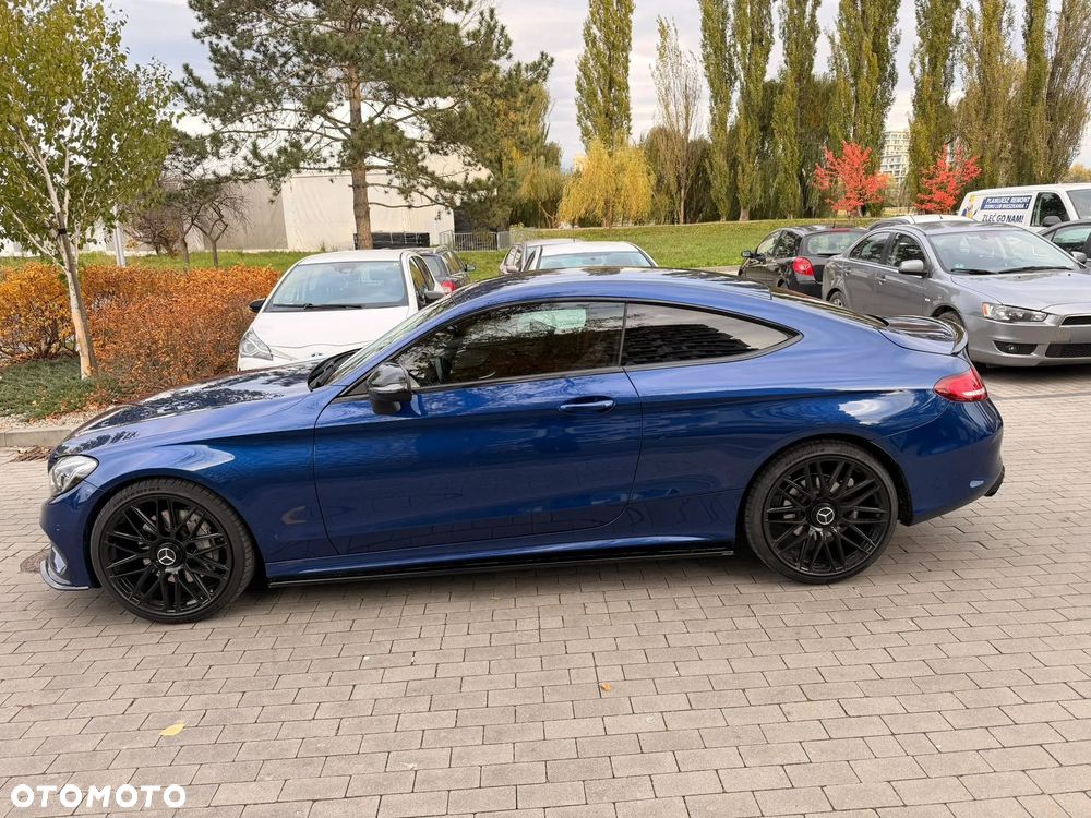 Mercedes-Benz Klasa C 300 7G-TRONIC - 4