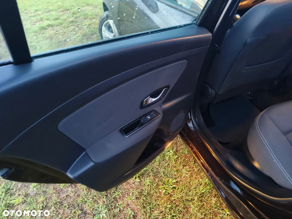 Renault Megane - 24