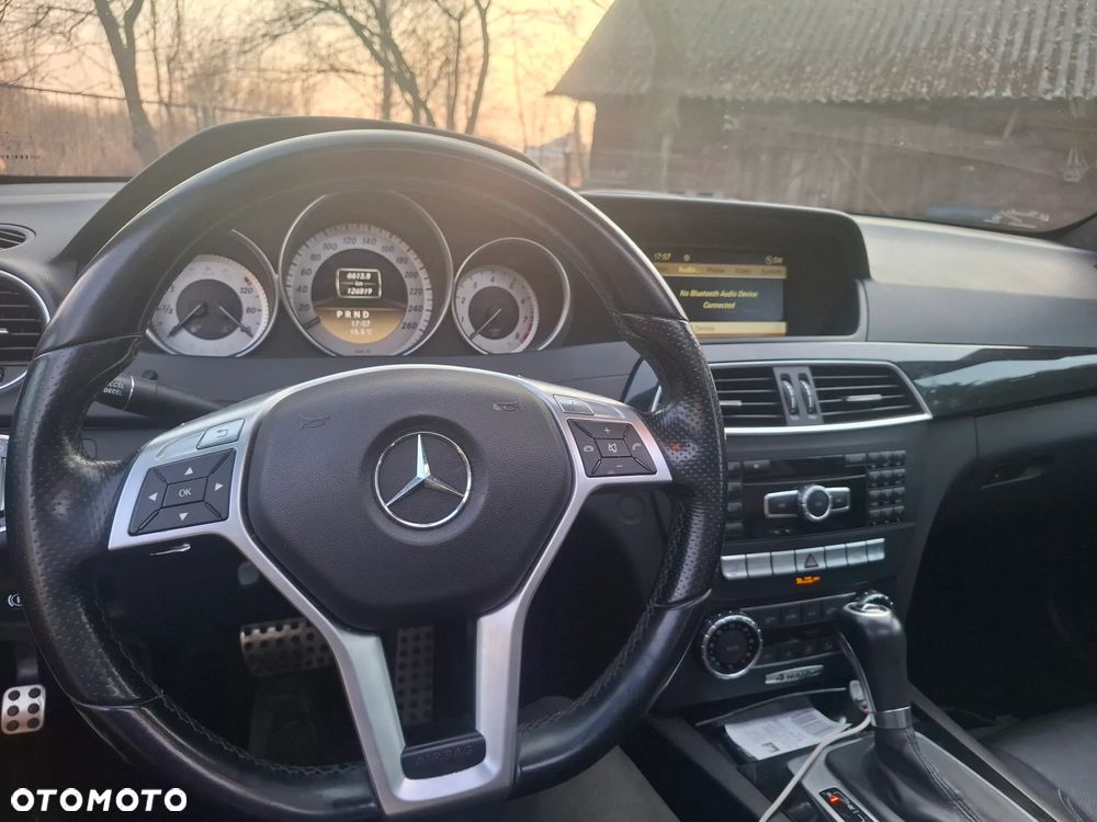 Mercedes-Benz Klasa C 350 (BlueEFFICIENCY) 7G-TRONIC - 11