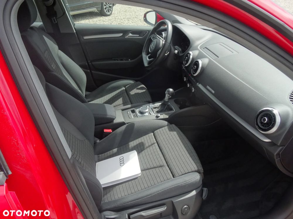 Audi A3 Sportback 1.4 TFSI CoD ultra Attraction S tronic - 11