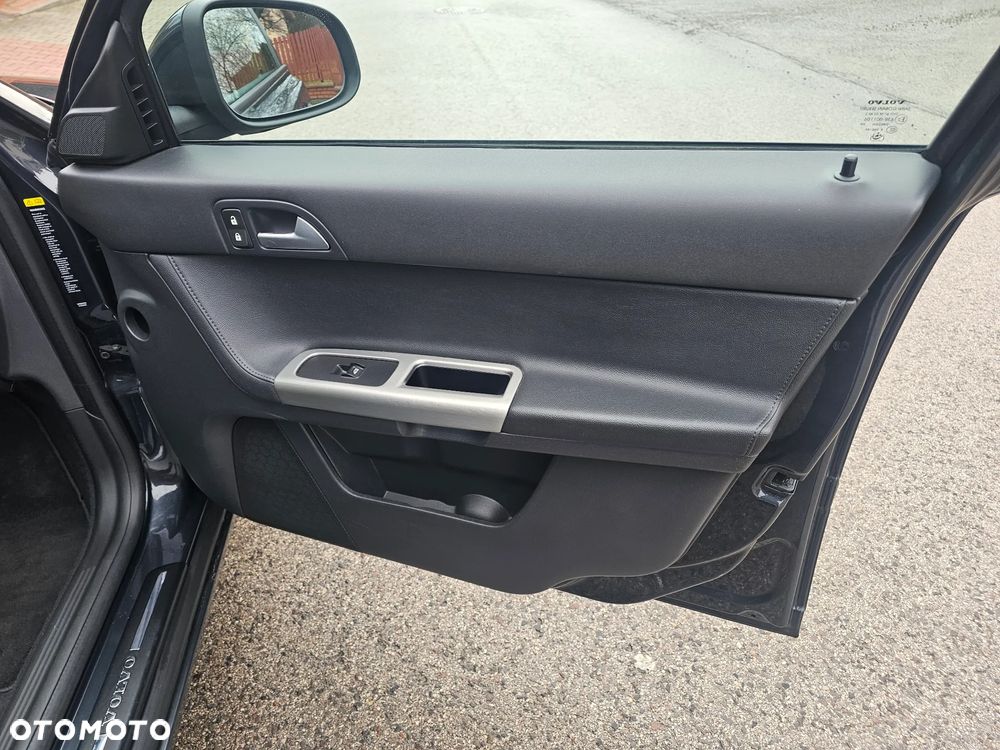 Volvo V50 1.6D Momentum - 22