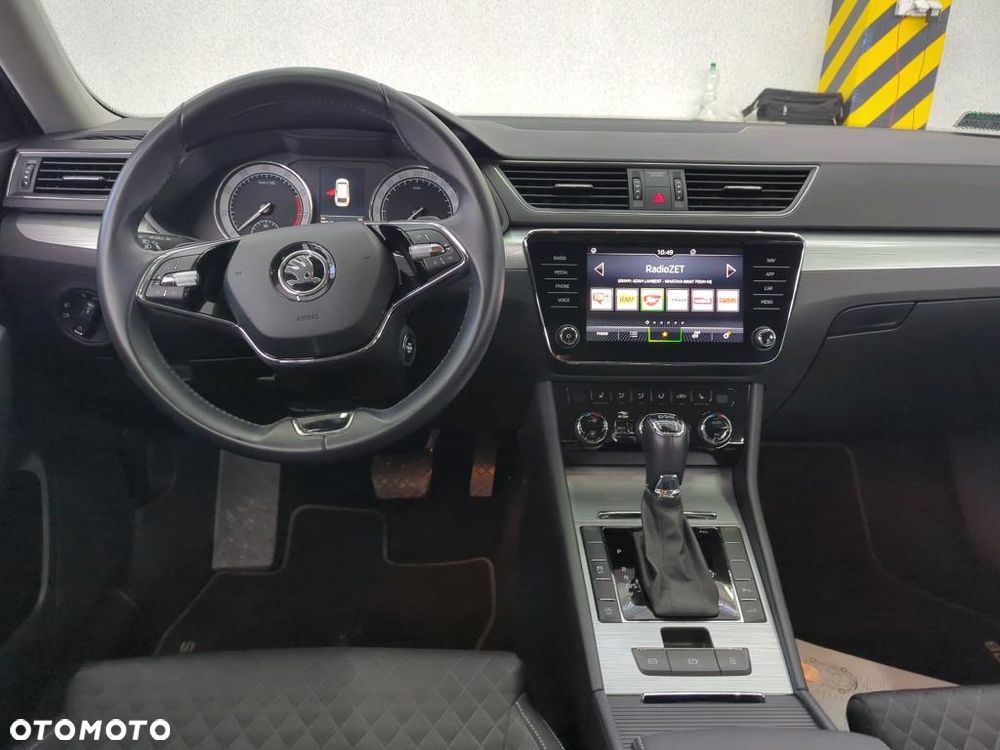 Skoda Superb 2.0 TSI Ambition DSG - 11