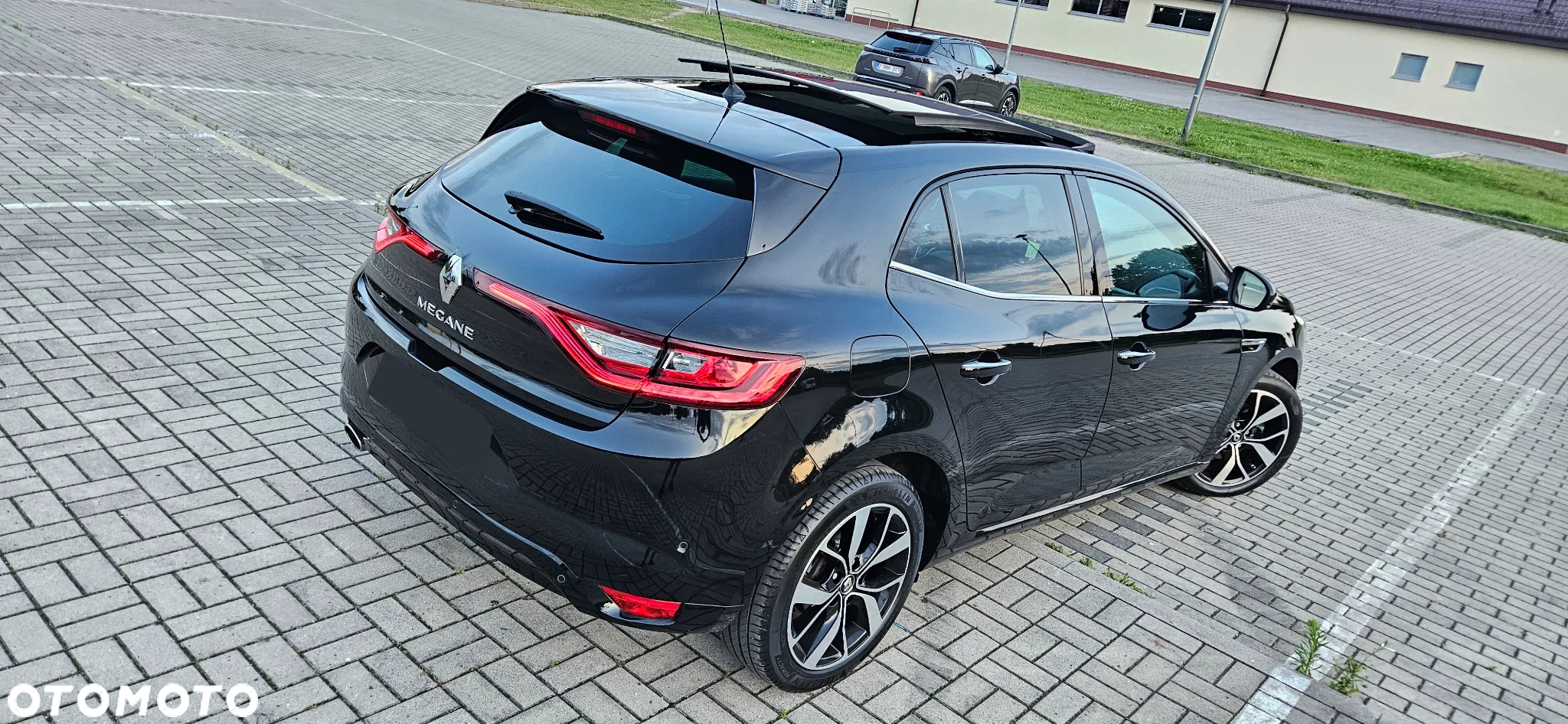 Renault Megane 1.2 Energy TCe Bose EDC - 4