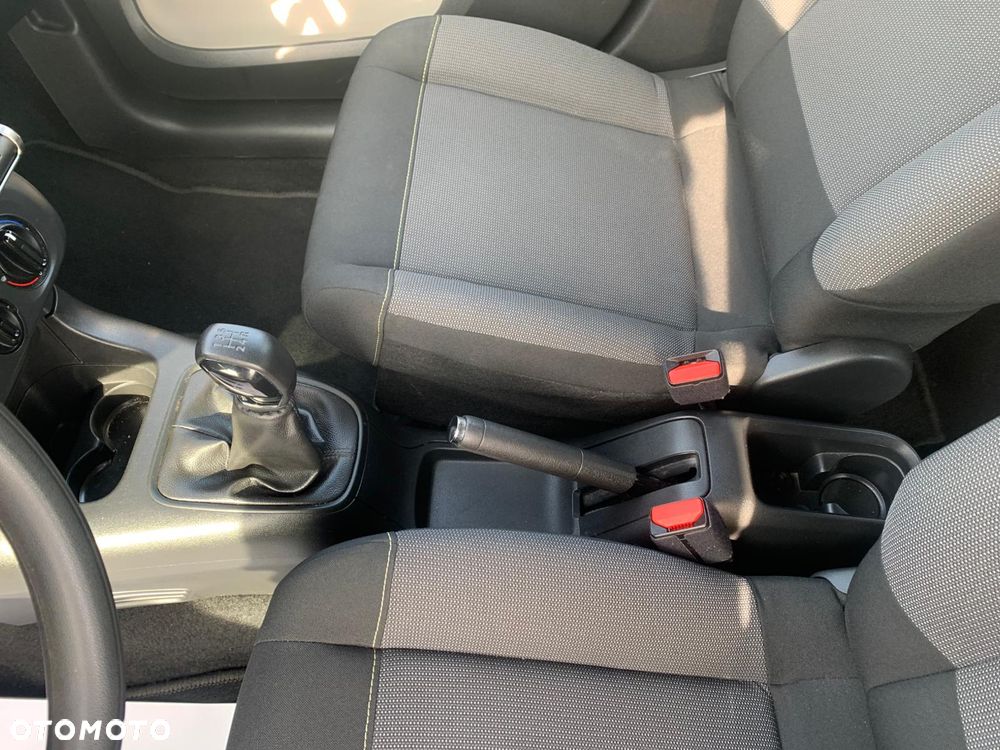 Citroën C3 ver-1-5-bluehdi-feel-pack-s-s - 20