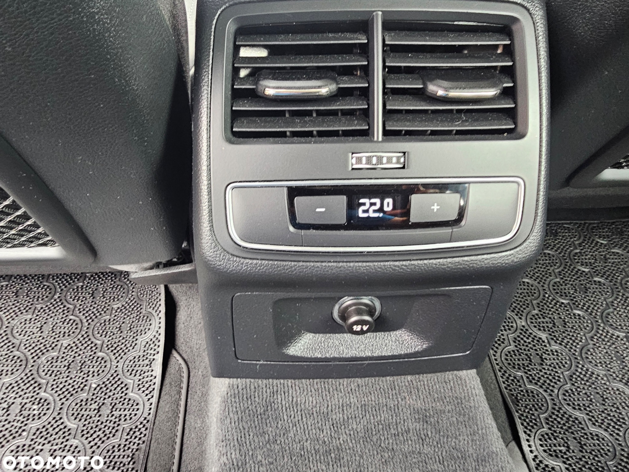 Audi A4 40 TDI S tronic - 16