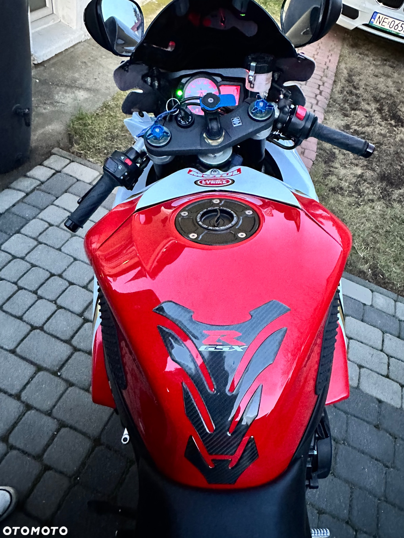 Suzuki GSX-R - 7