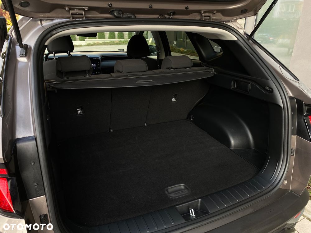 Hyundai Tucson 1.6 T-GDi Executive 2WD - 33