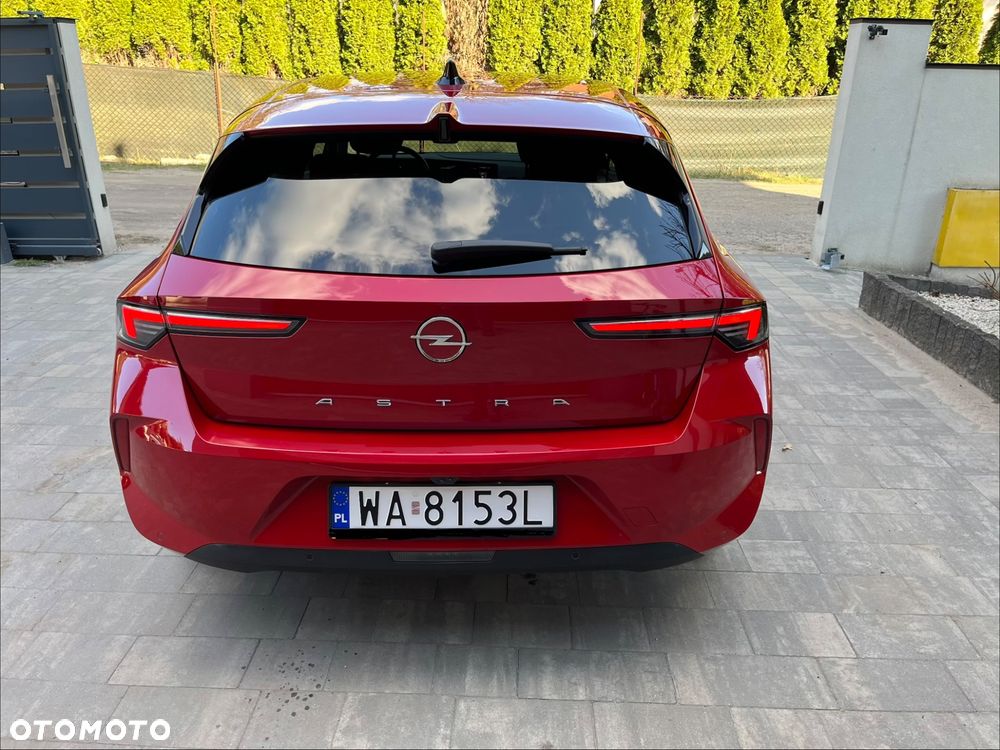 Opel Astra 1.2 T GS Line S&S - 4
