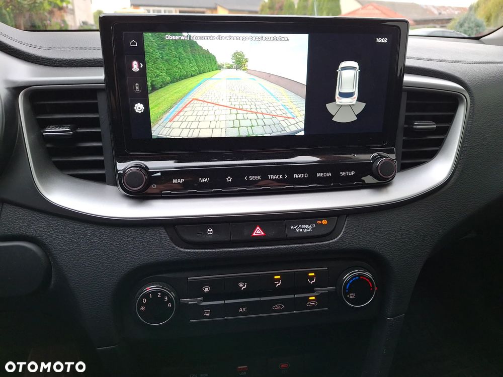 Kia Ceed 1.5 T-GDI M - 23