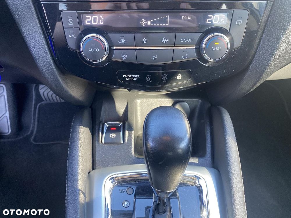 Nissan Qashqai 1.2 DIG-T Acenta Xtronic - 22