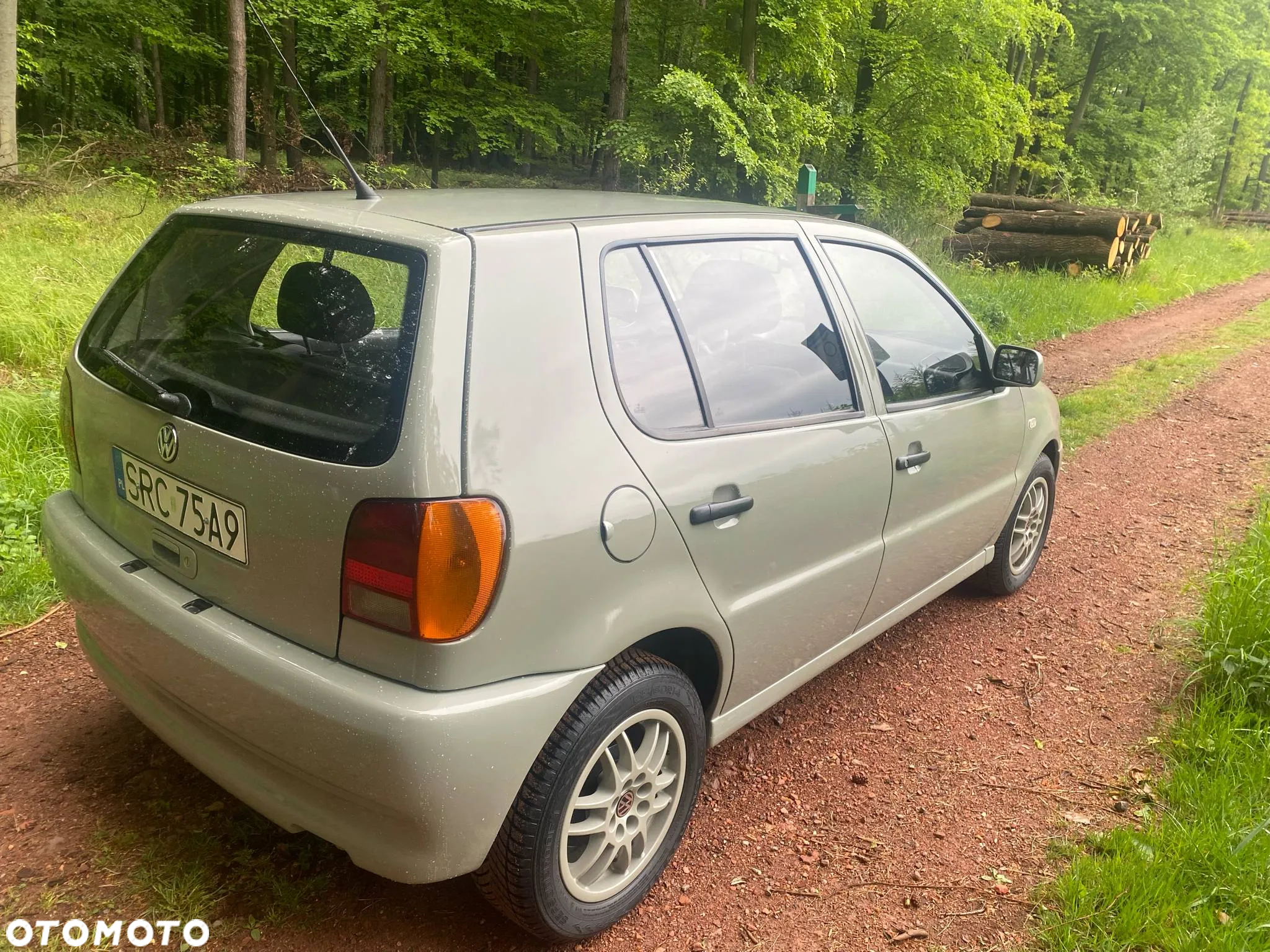 Volkswagen Polo 64 D - 2