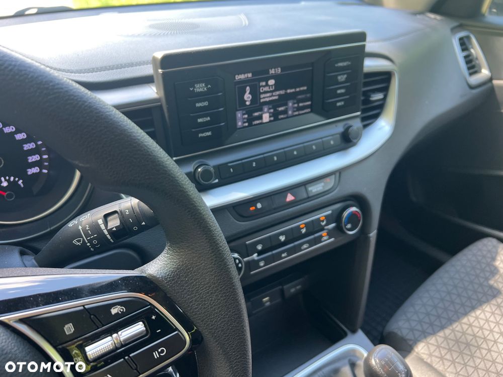 Kia Ceed 1.0 T-GDI M - 17